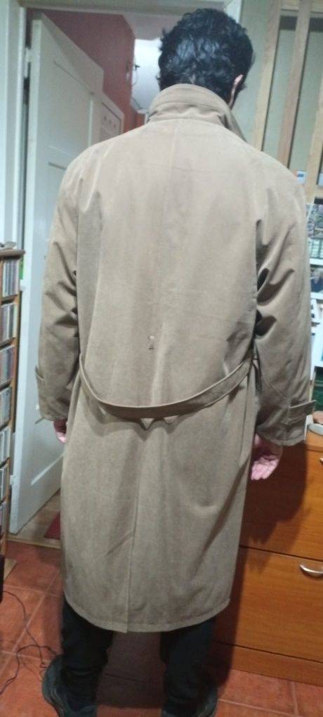 Giorgio ARMANI Casaco comprido homem. NOVO!!