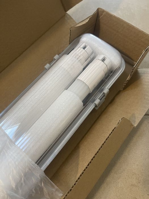10szt Oprawa hermetyczna 120cm lampa +2x swietlowka