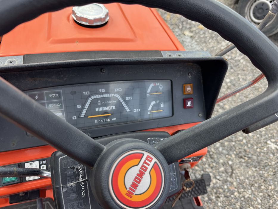 Trator Hnomoto motor 3 cilindros 20cv 4x4