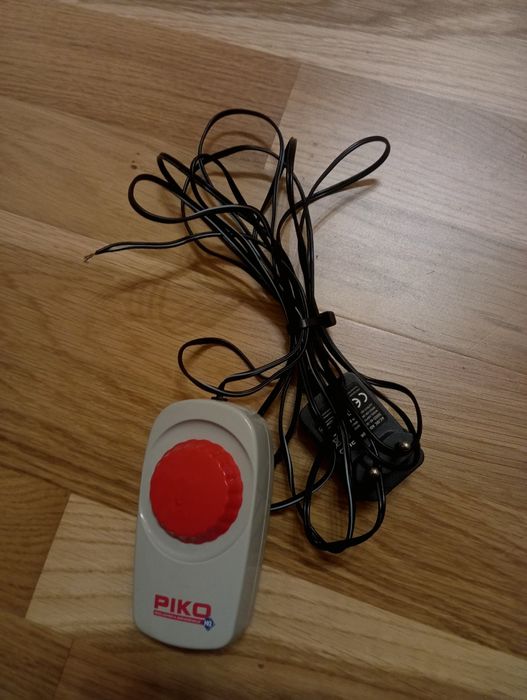 Zasilacz, regulator PIKO