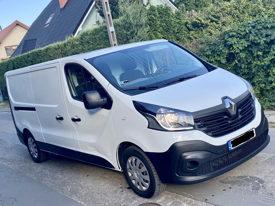 Wynajem blaszak furgon L2H1 Long  Renault Trafic/Vivaro/Expert