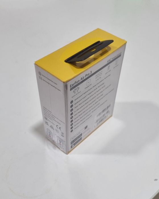 Auriculares Earfun Air Pro 3 Preto