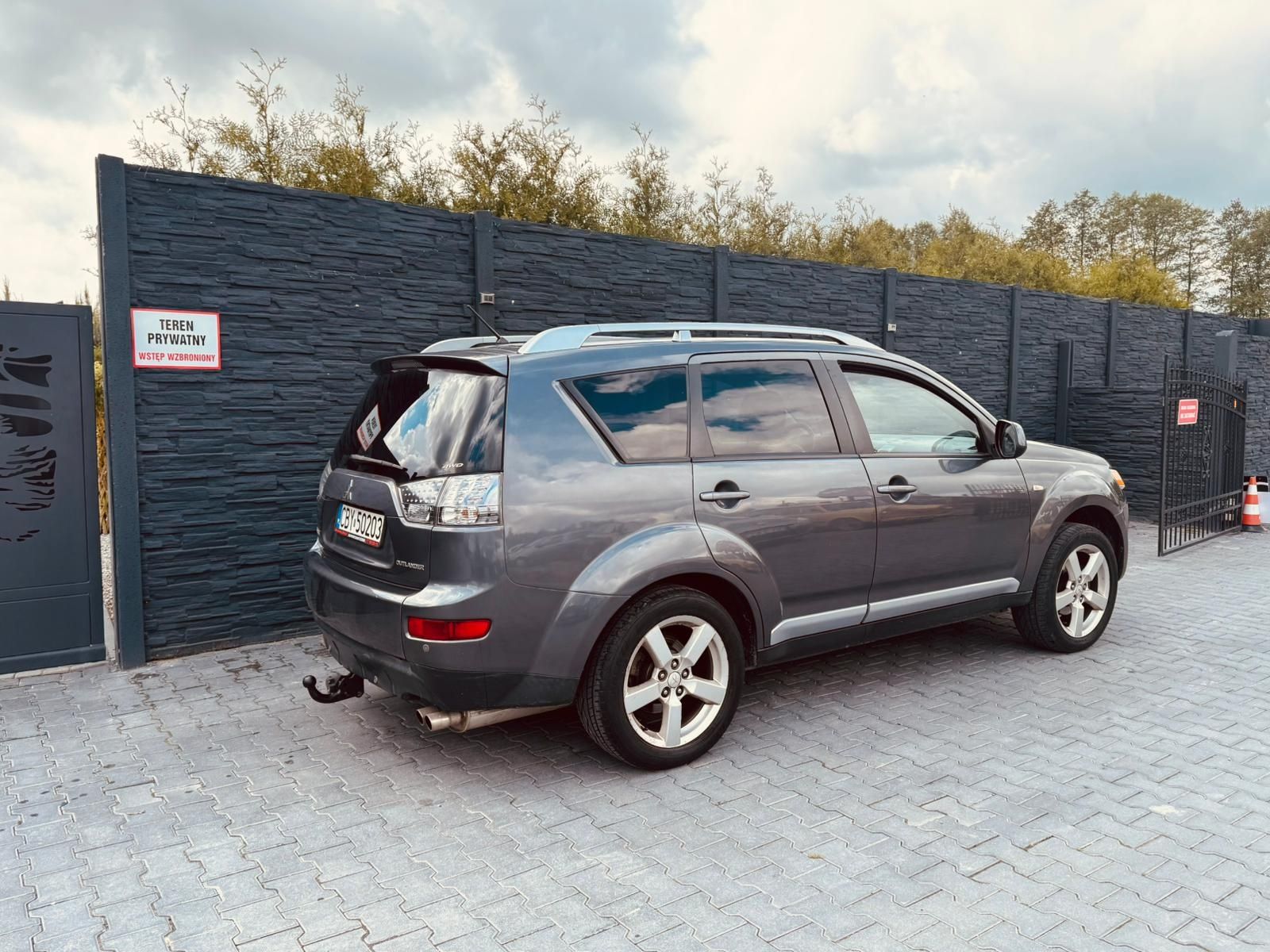 Mitsubishi Outlander 2008r 7-Osobowy 4x4 w bdb stanie ! Doinwestowany