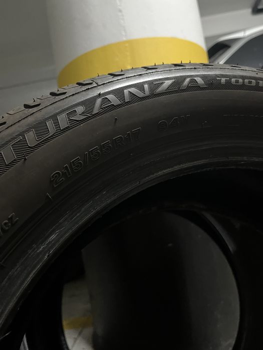 2 Pneus usados 255/15 R17 bridgestone