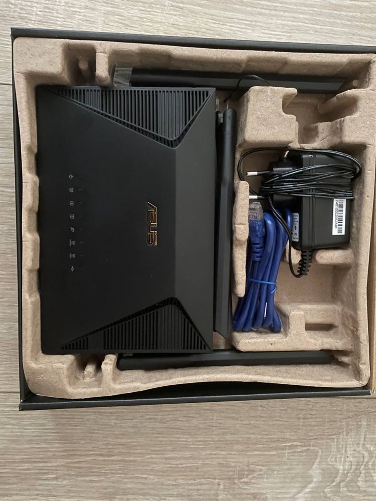 Роутер ASUS RT-AX1800U