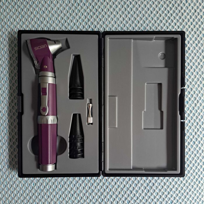Otoscópio profissional de bolso - Novo!