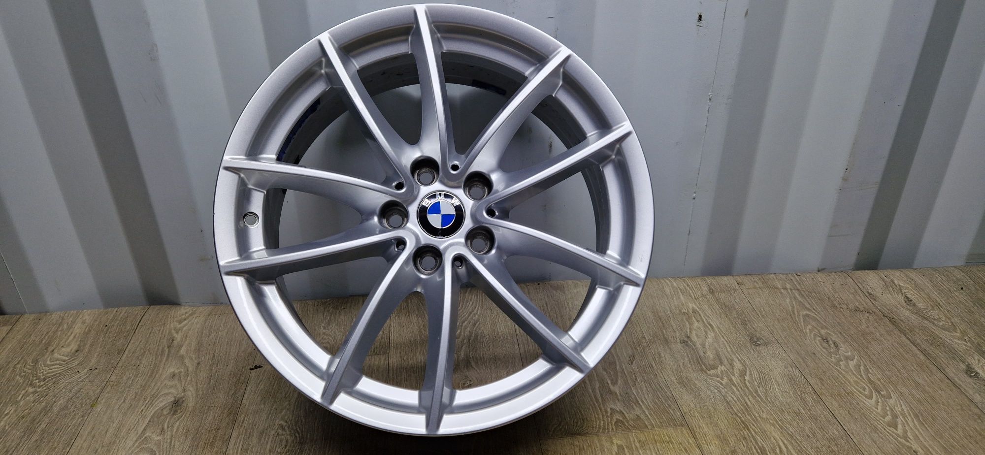 Felgi 18 Bmw X3 G01 X4 G02 5×112 ET22 7J os.66,6mm