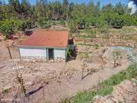 Terreno com construção rural   em Marmelete