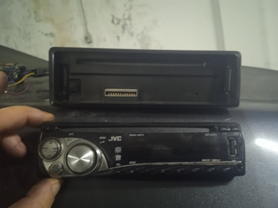 Autoradio jvc USB aux