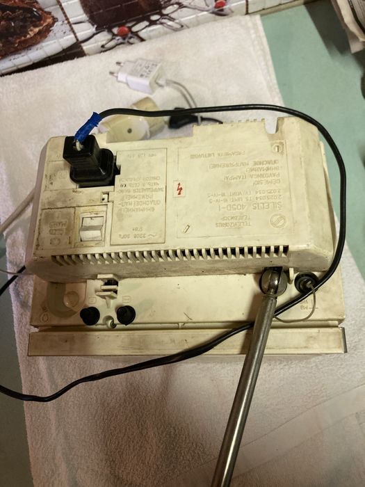 Вінтажни телевизор