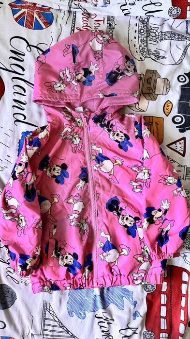 Курточка вітровка