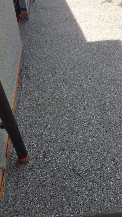 Hydroizolacje żywiczne na balkony i tarasy ,posadzki żywiczne .