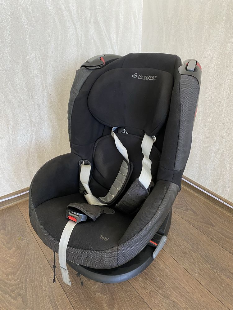 Автокресло Maxi-Cosi Tobi