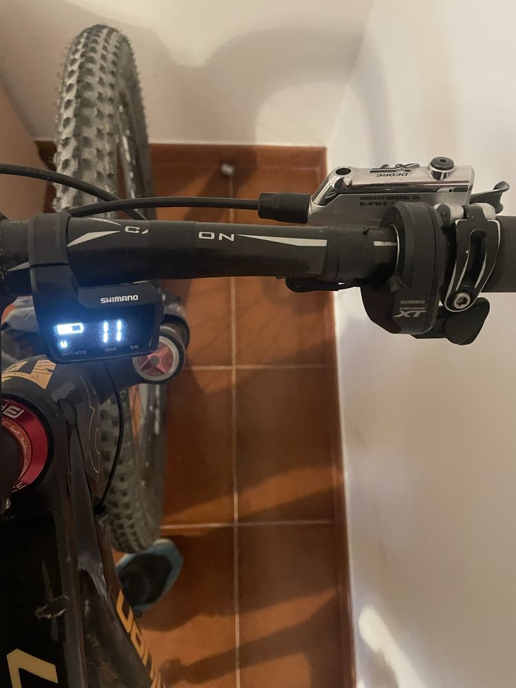Biciclete e carbono snhimano xt roda 29
