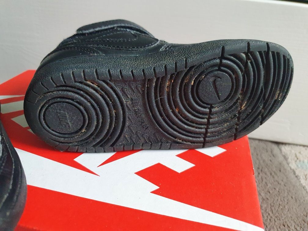 Buty sneakersy Nike Court Borough Mid 2 (TDV) czarne rozmiar 25