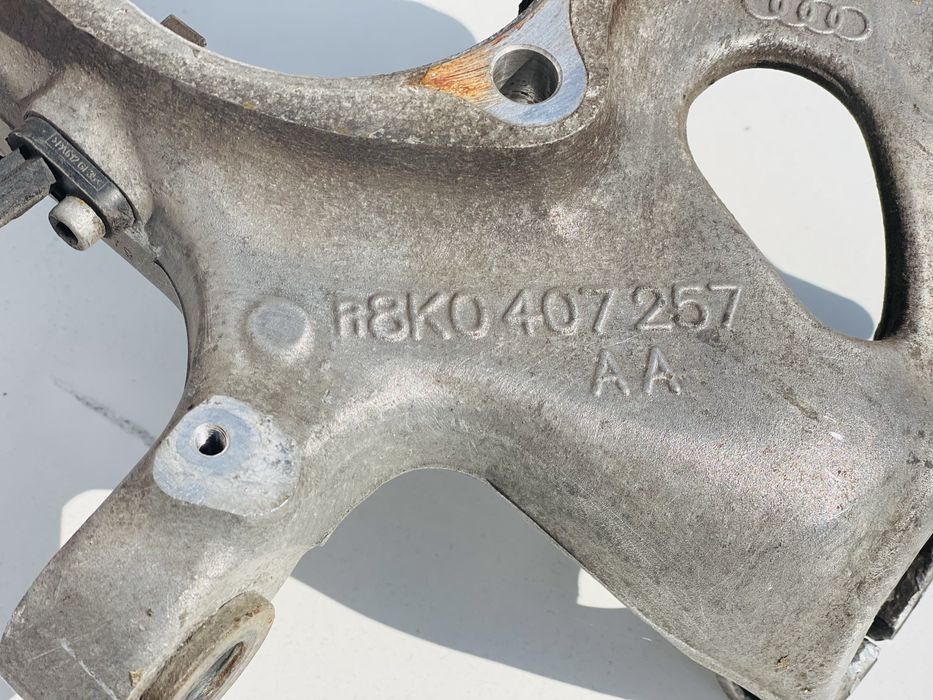 Цапфа Поворотний Кулак Audi A6 C7 Розборка Шрот Ауді А6 С7