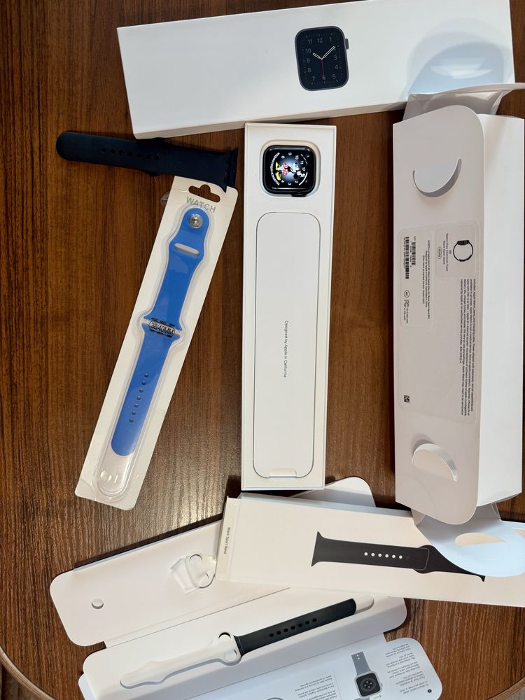 Apple watch SE 40mm black