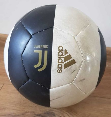 Adidas X Juventus limitowana piłka do nogi