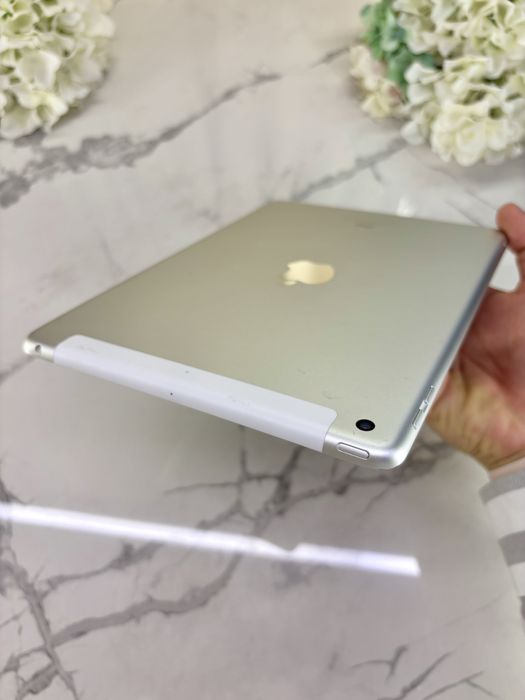 Ідеальний iPad 5 LTE Neverlock 93%АКБ Silver 32GB (Магазин Гарантія)