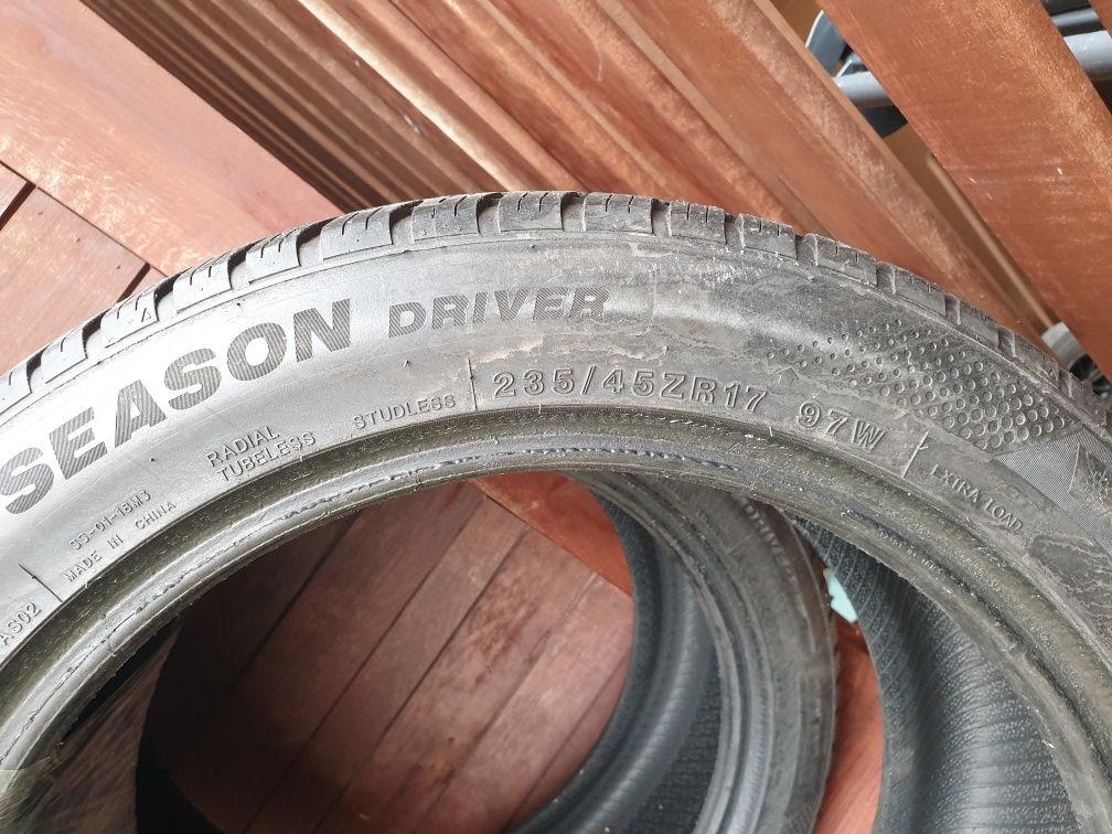Imperial All Season 235/45/17 21r 2szt