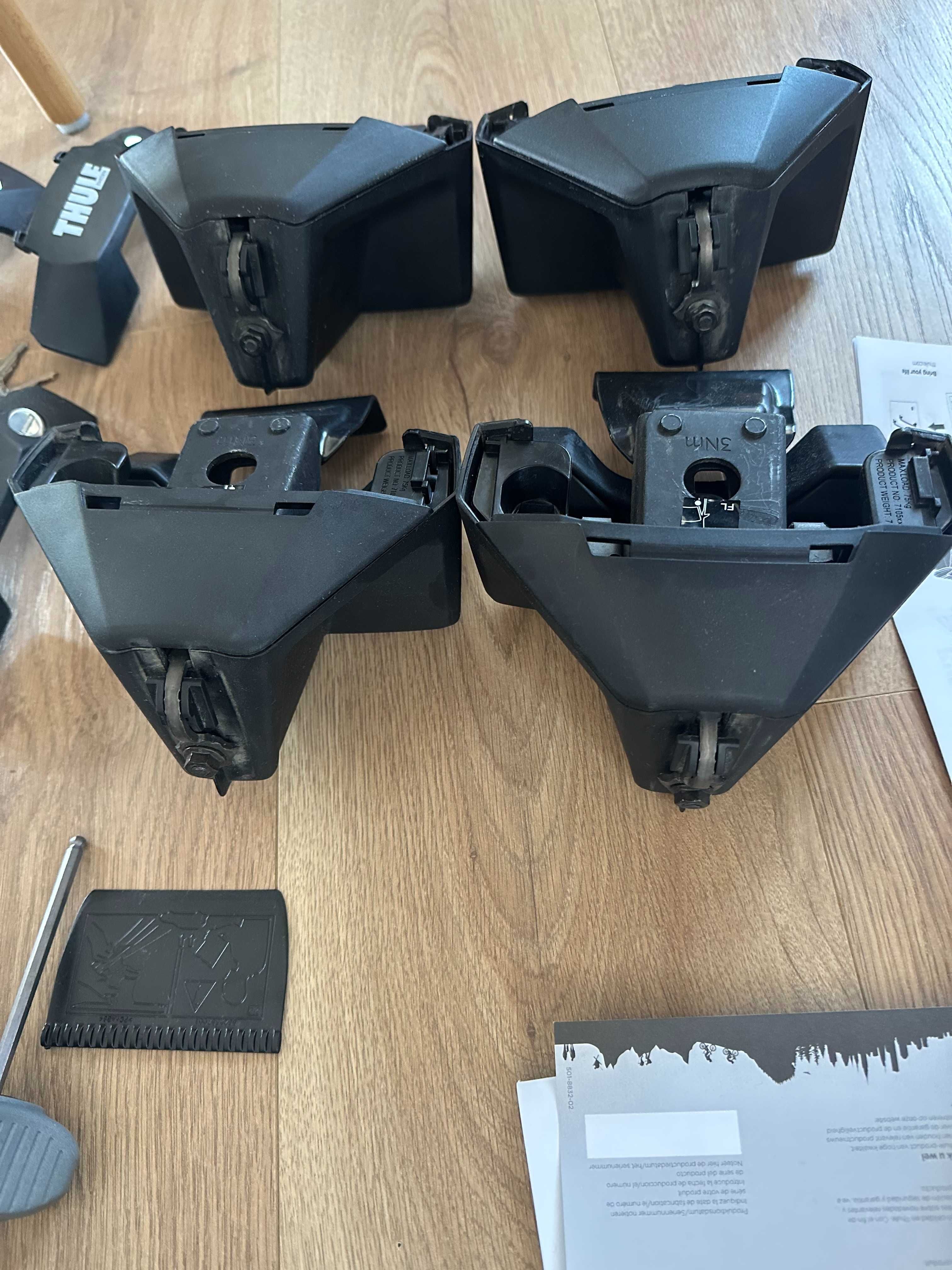 Thule Evo Clamp 7105 + Golf Kit 145010