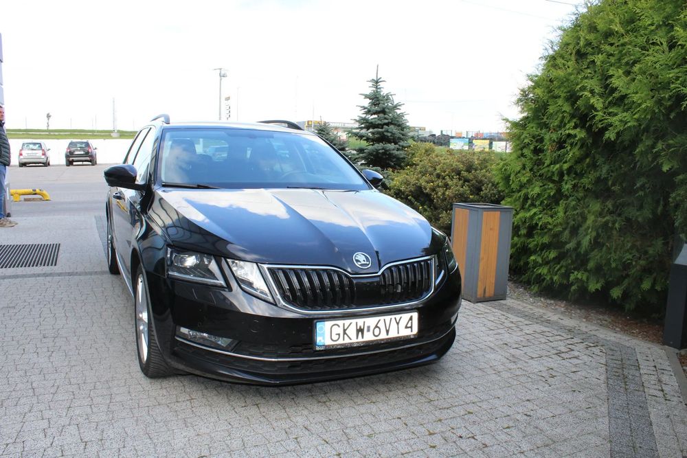 Skoda Octavia SKODA OCTAVIA KOMBI 2.0 automat, niski przebieg