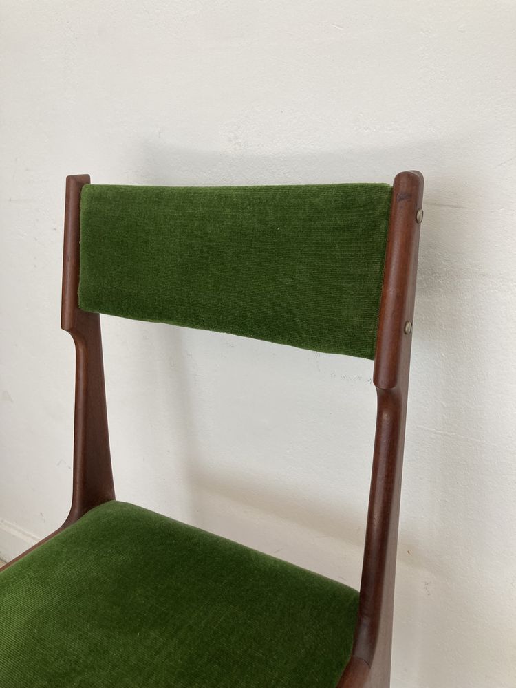 Set of 4 vintage chairs, Portugal 1960s.