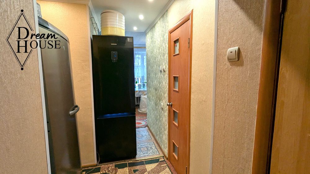 Продам 2-кімнатну квартиру по вул.Ковельська