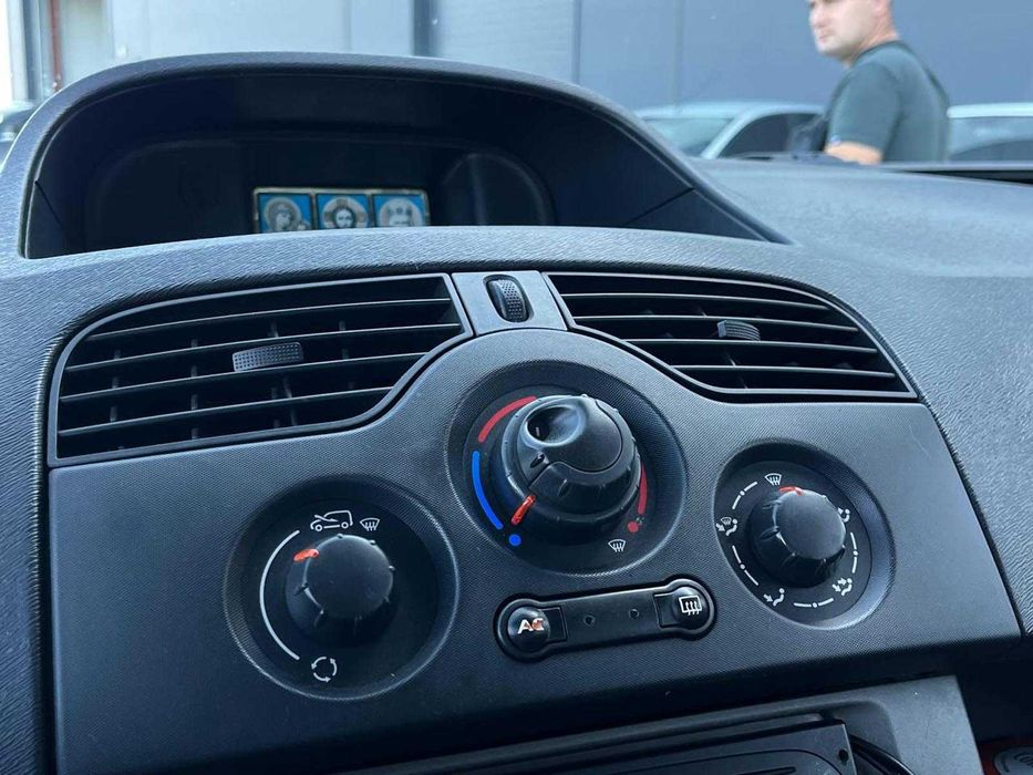 Продам Renault Kangoo пасс. 2010р. #71934