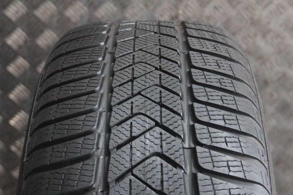 245/50/19 Pirelli Sottozero 3 245/50 R19 105V XL RSC RunFlat bmw