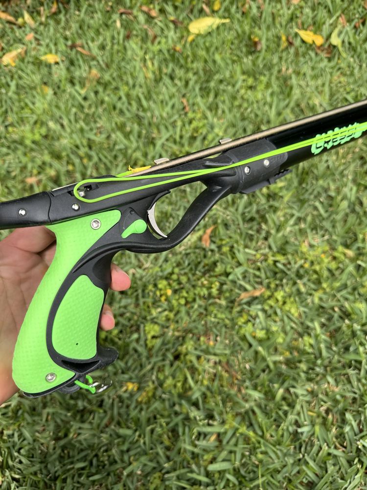 Arma Cressi Cherokee Exo 75 (pouco usada)