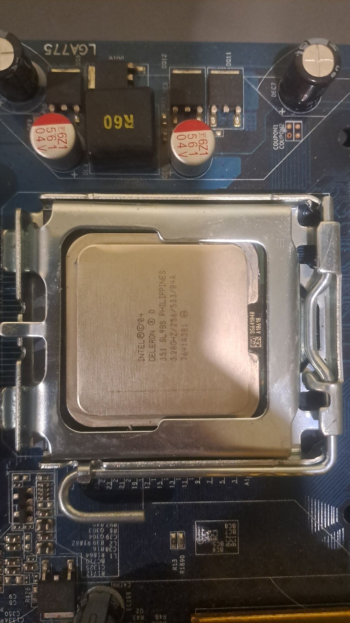 Plyta główna gigabyte 775