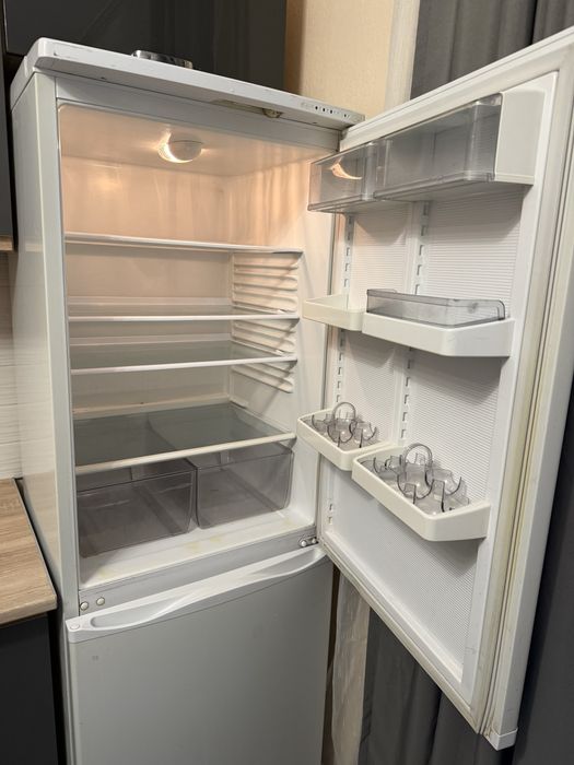 Продам Холодильник робочий