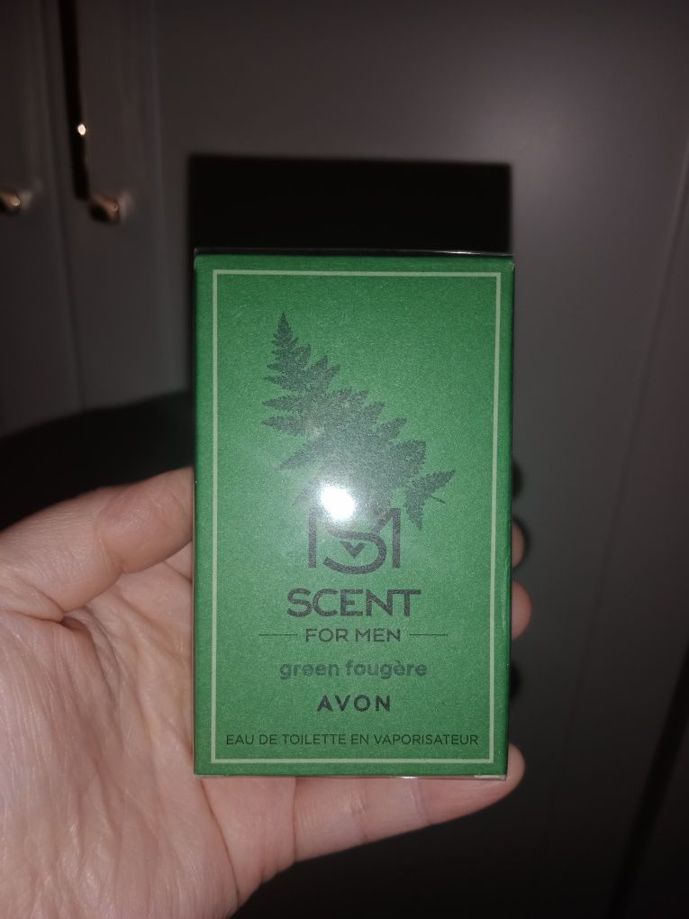 Woda toaletowa nowa na prezent męska 30 ml Sceny green fougere Avon