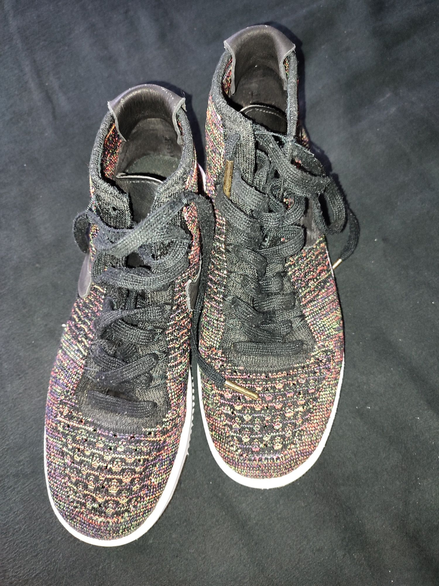 Buty Nike unisex rozm 39