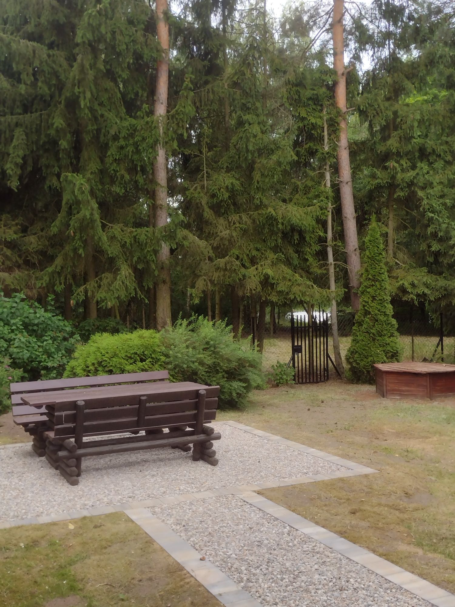Domek nad jeziorem