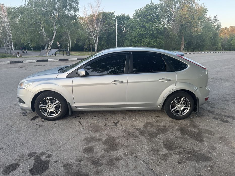 Ford Focus 2 | 1.6 газ-бенз | 189т км | 2010год