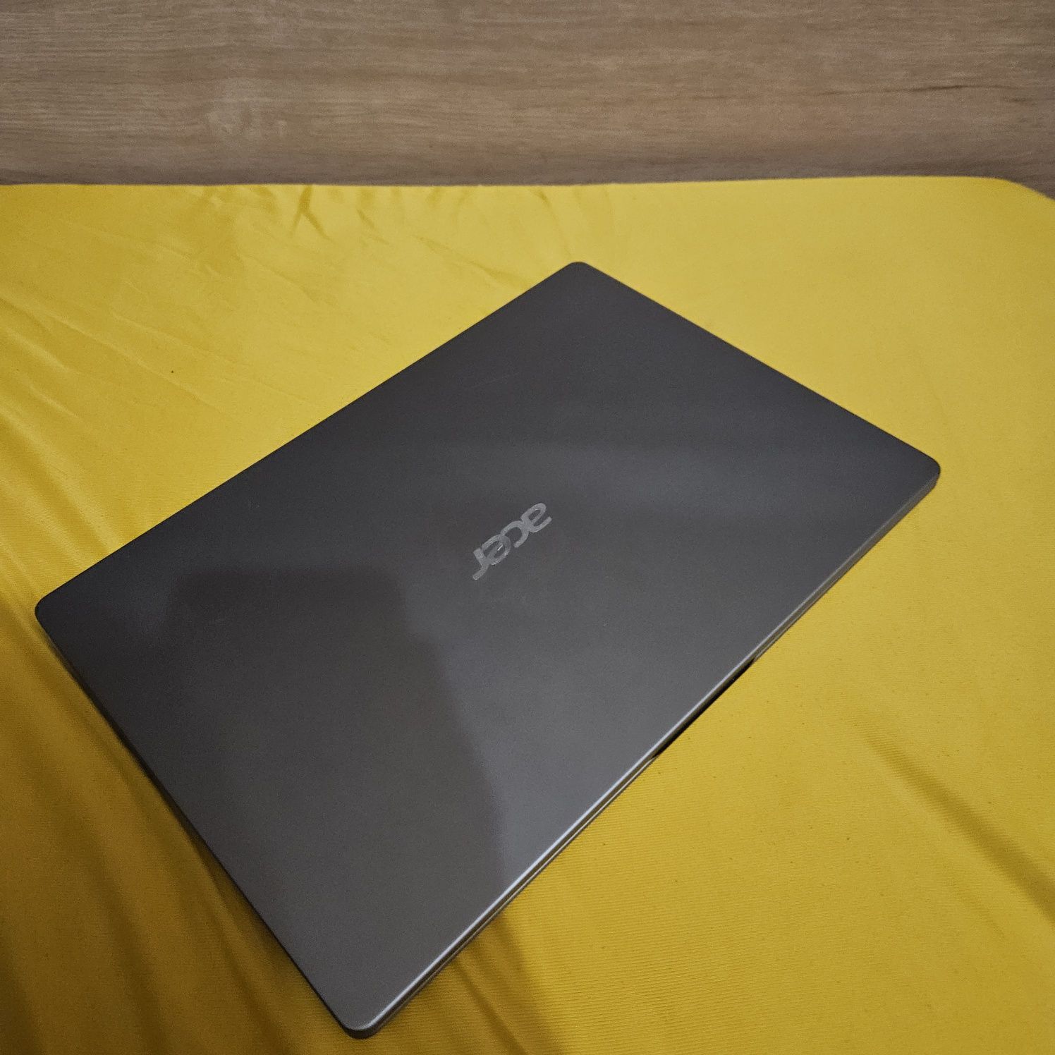 SUPER CENA!! Laptop Acer Swift SF114-32  - świetny stan