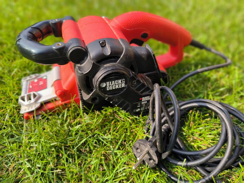 Szlifierka taśmowa Black Decker KA88