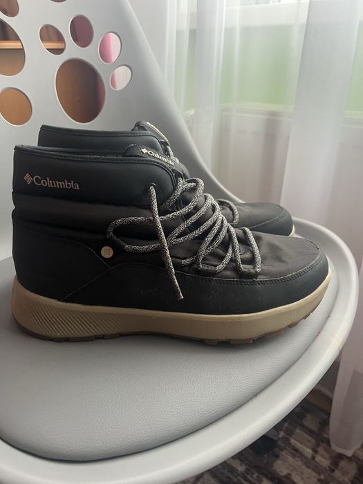 Жіночі зимові кросівки Columbia