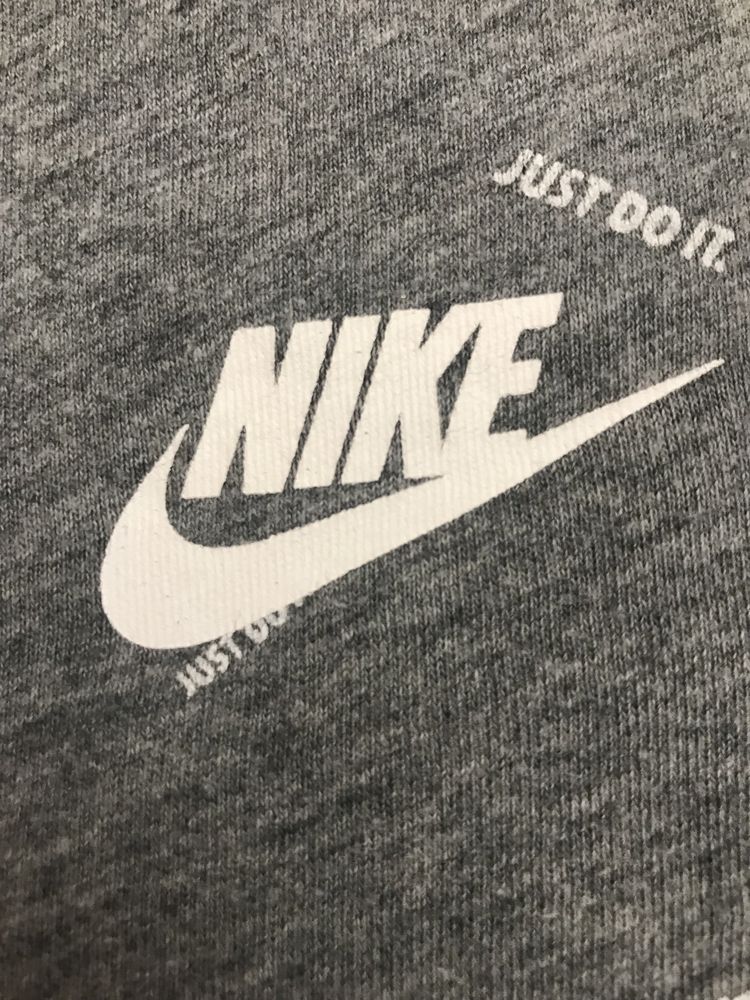 Футболка Nike