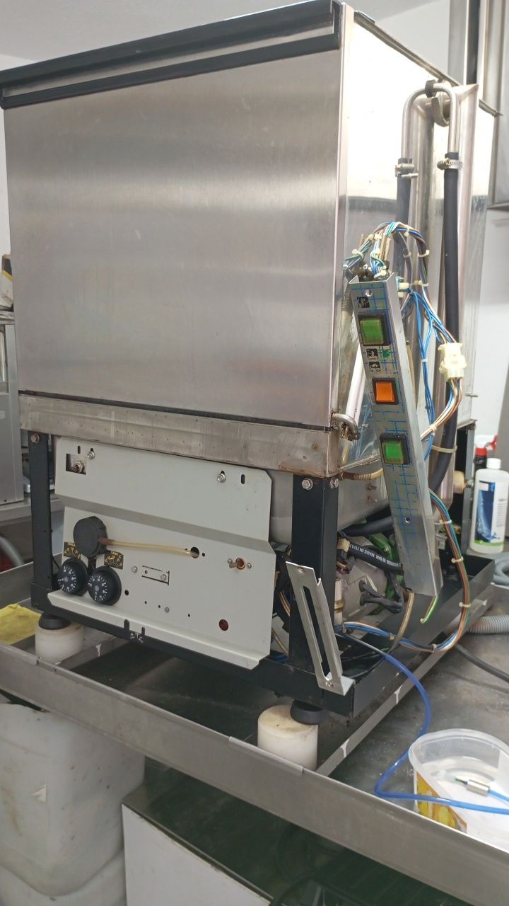 Máquina lavar loiça industrial