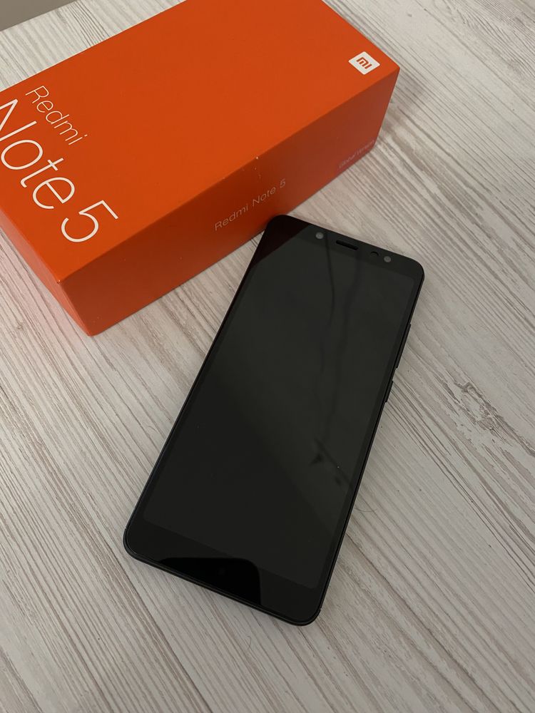 Телефон Android Xiaomi Redmi Note 5