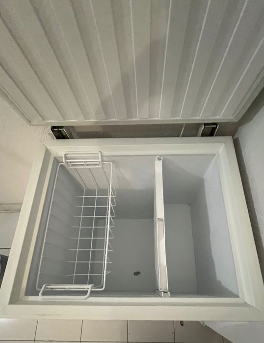 Arca congeladora horizontal da marca Balay