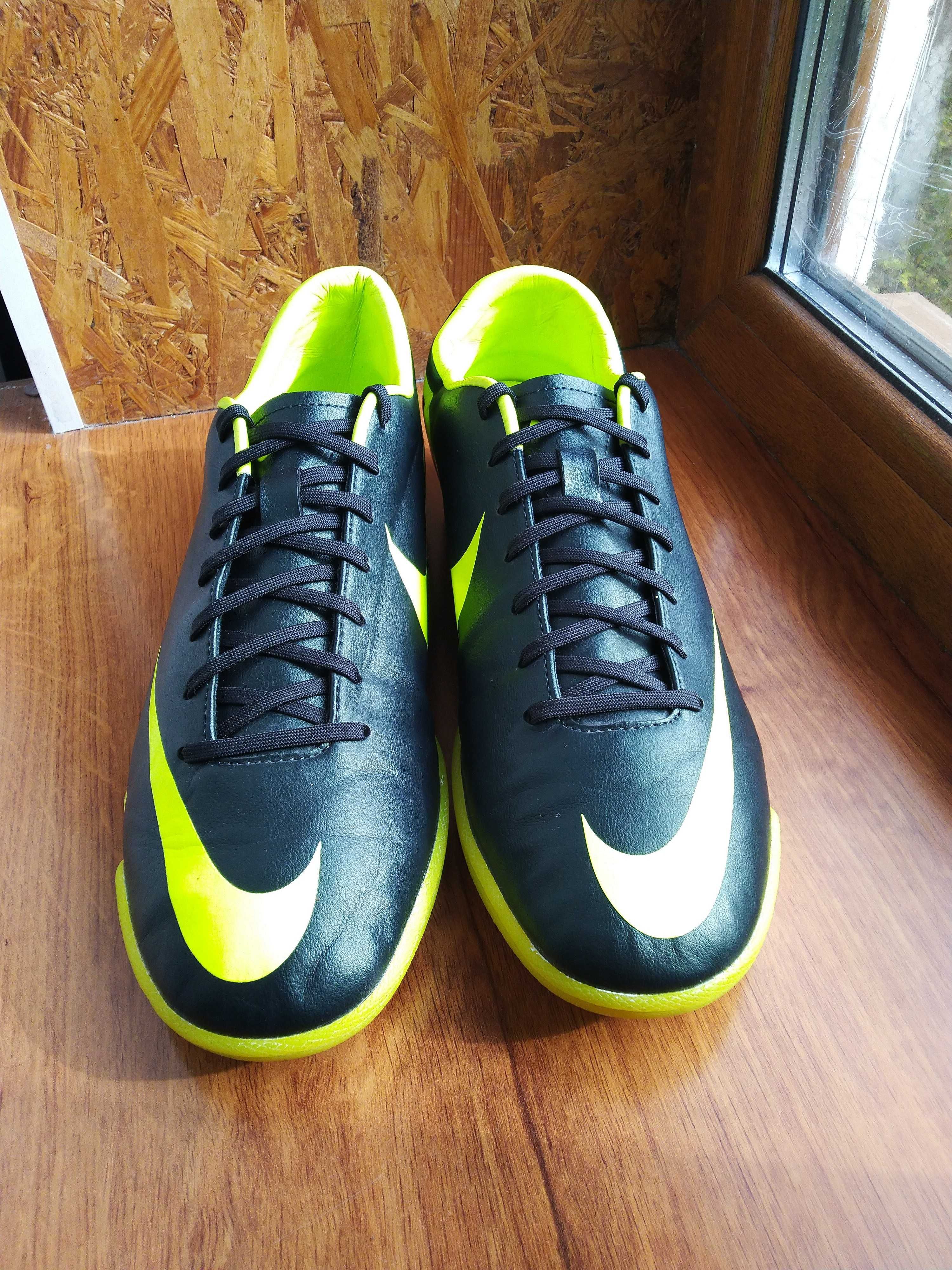 Футзалки 43 - 44 Nike Mercurial Victory III. Оригінали. бутси кросівки