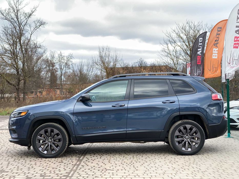 Jeep Cherokee 2021 3.2 бензин