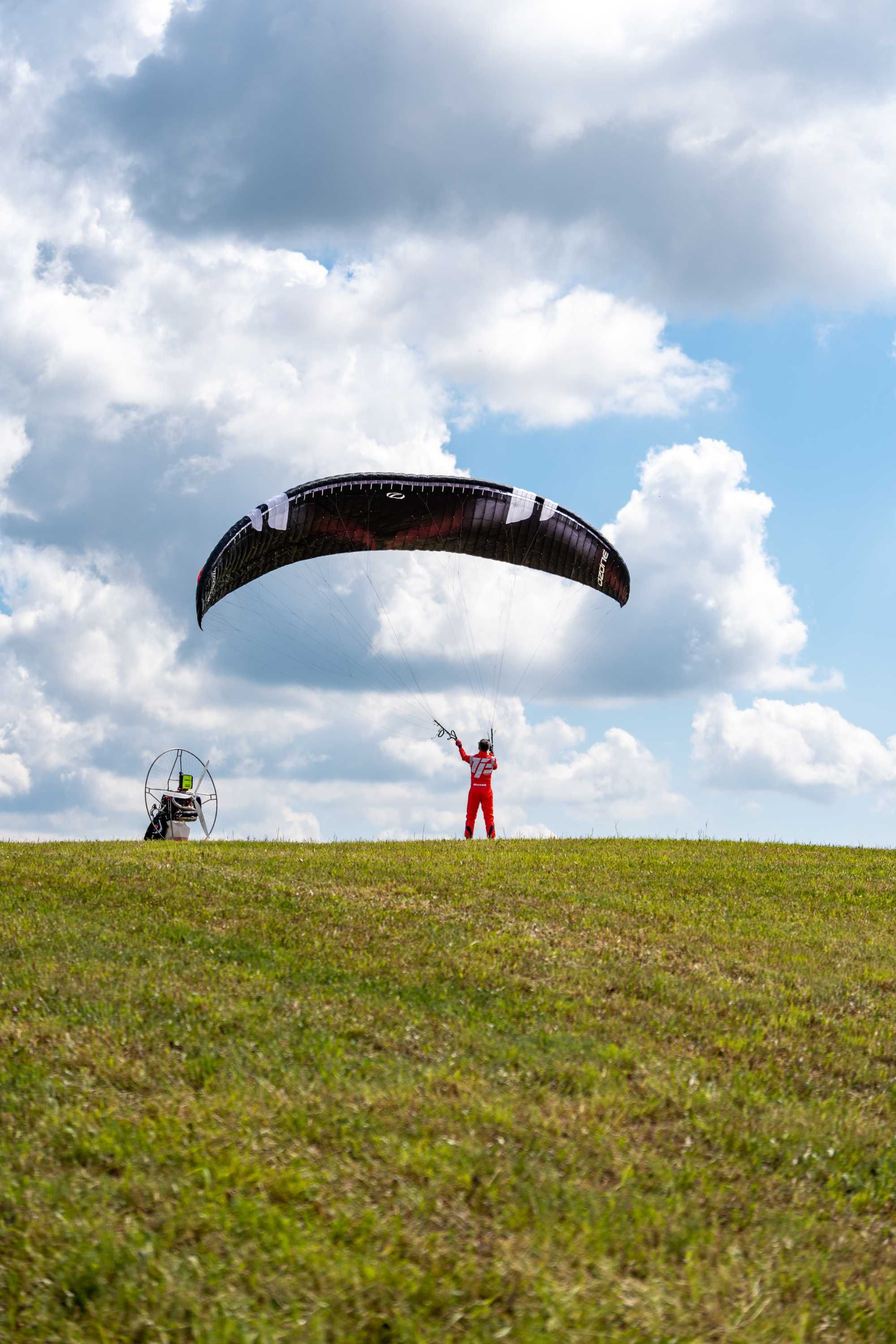 Paralotnia skrzydło Ozone Viper 6 - 16m - indywidualny kolor