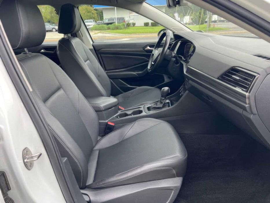 Volkswagen Jetta SEL      2019