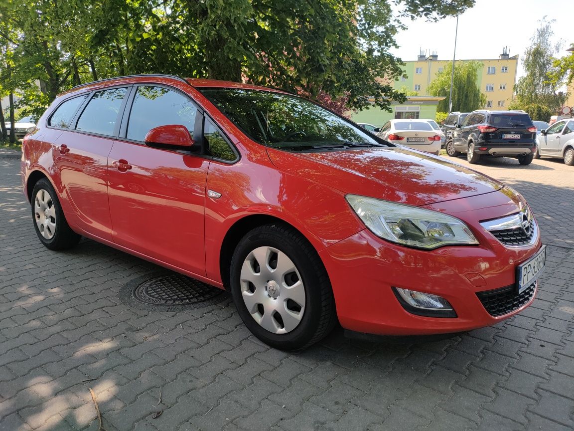 Opel Astra Kombi 1.3 CDTI 90KM ecoFlex 2011r. 186 tys. km .Stan bdb!