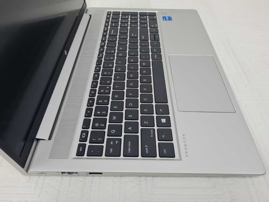 HP PROBOOK 650 G8 | 15.6" FULLHD | i7-1135G7 | 16GB RAM | 240GB SSD